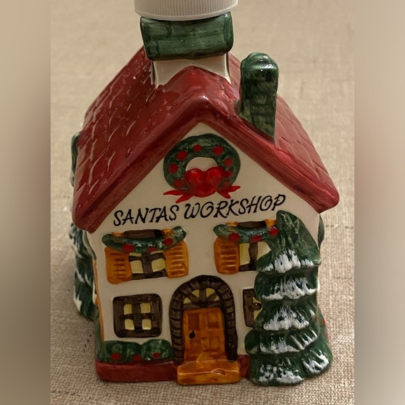 Vintage Allure Santa’s Workshop Ceramic Hand Lotion Soap Pump Dispenser - Picture 2 of 10